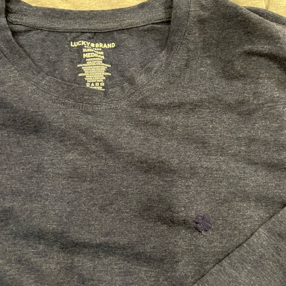 2 new lucky brand sleep shirts